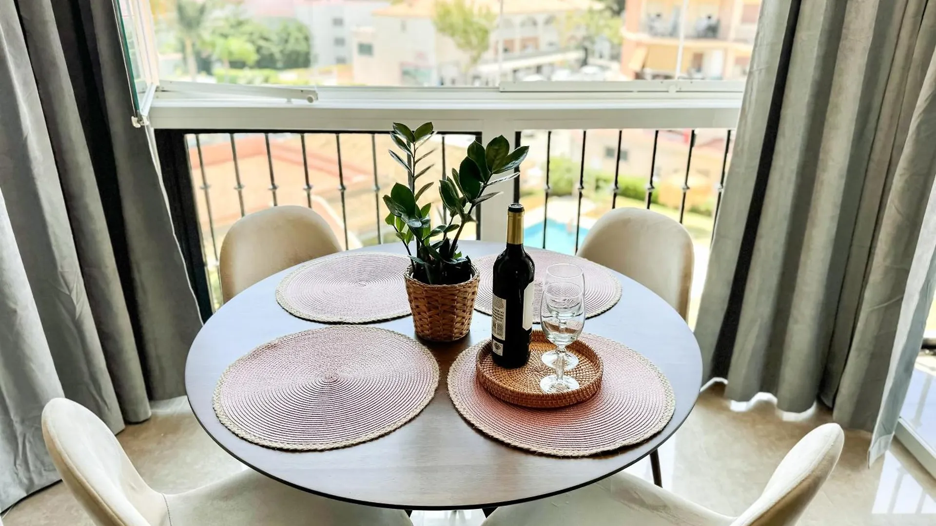 شقة Apartamento Con Vistas A 3 Minutos De La Playa توريمولينوس إسبانيا